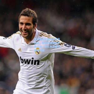 意甲第五轮裁判安排引热议，基菲执哨圣西罗焦点战，索扎执法都灵强强对话